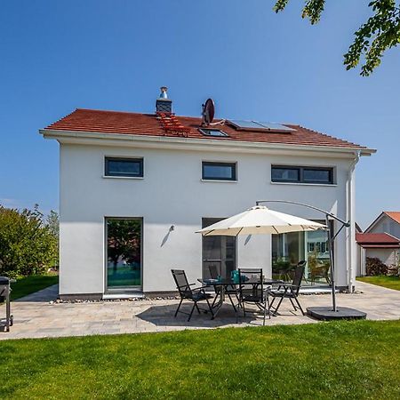 Ferienhaus Ruegen-Relax Trent Exterior photo